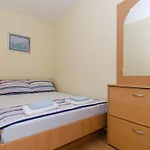 Radic - 2-3 Adults - Kneza Domagoja Street - Br 3