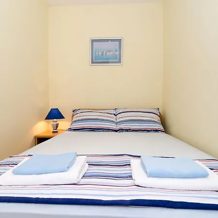 Appartement Radic - 2-3 Adults - Kneza Domagoja Street - Br 3